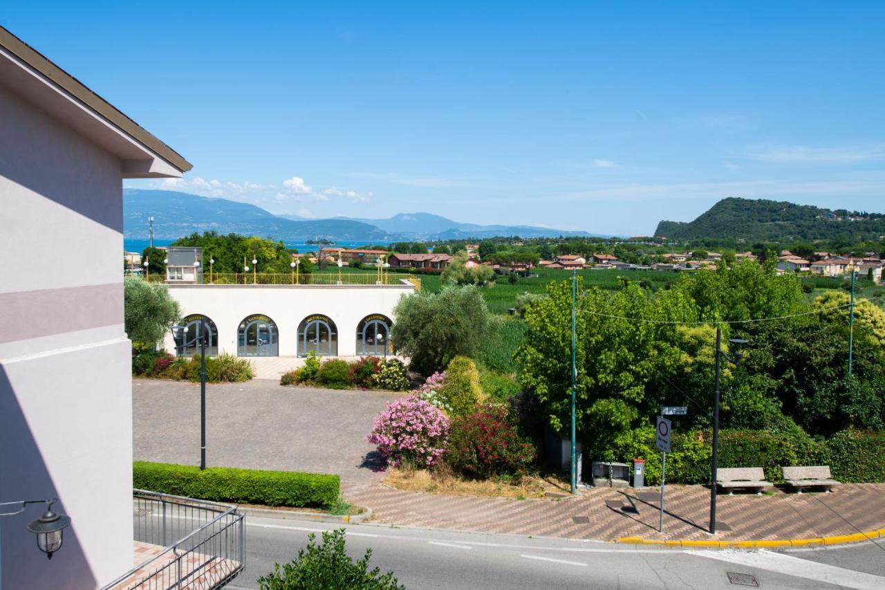 Il Cortiletto - Appartamento Lores Manerba del Garda Eksteriør bilde